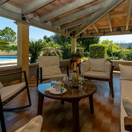 La Sort Llarga, 6 Personas