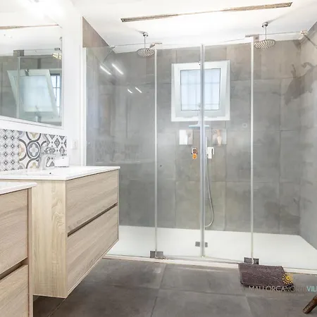 La Sort Llarga, 6 Personas * بويينسا